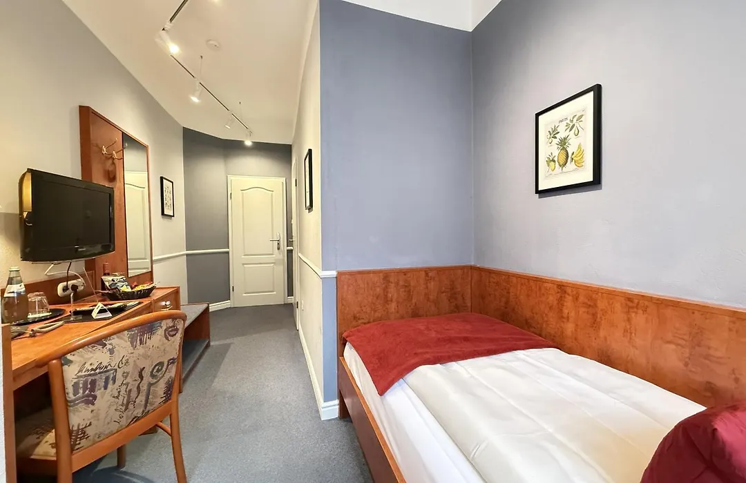 Hotel West An Der Bockenheimer Warte-1